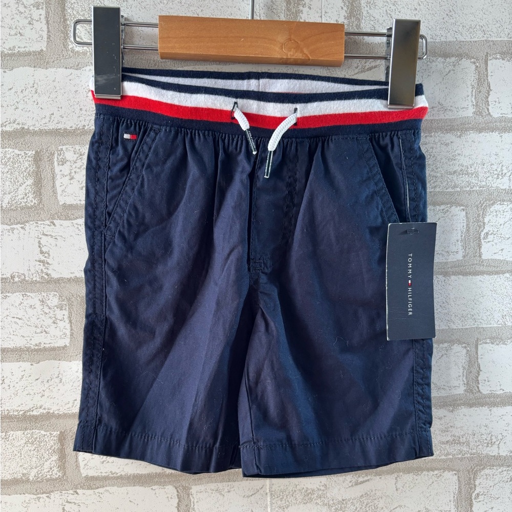 NWT Tommy Hilfiger Boy's Blue Woven Shorts With Knit Waistband Size 2T‎